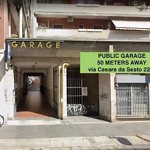 17 , Milano Italia